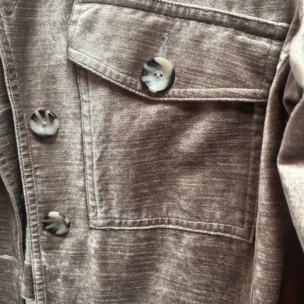 CAbi Women’s Sunday Topper Velvet Jacket - Picture 4 of 7